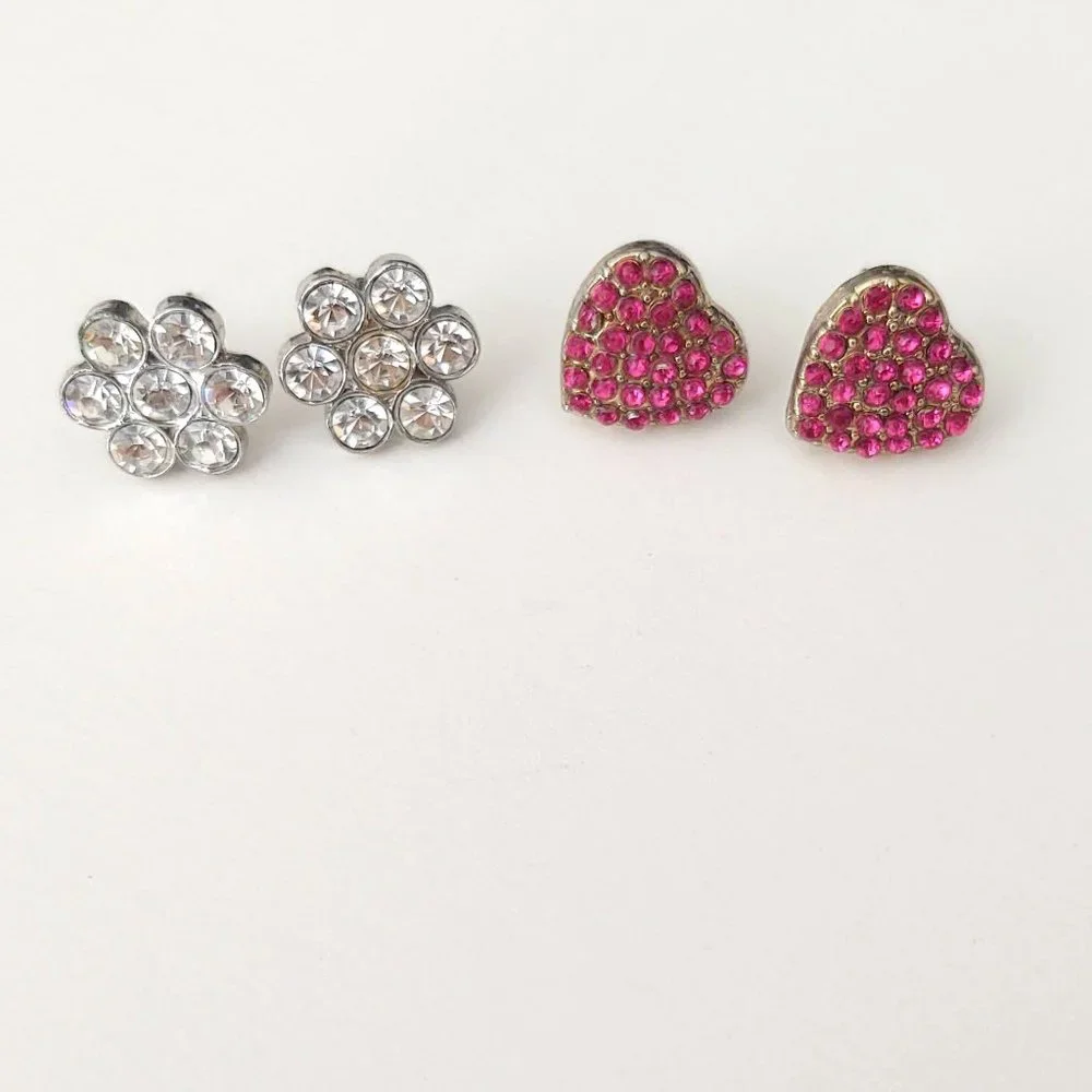 Crystal flower and glass heart earrings